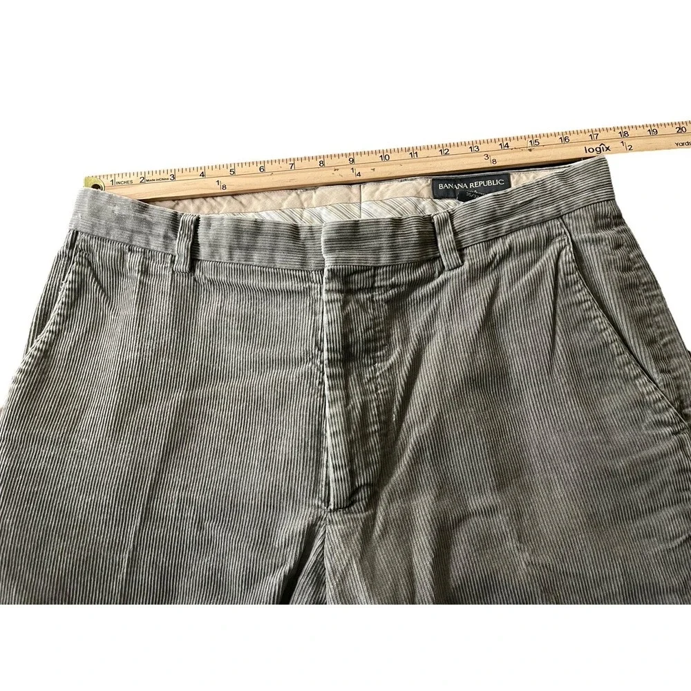 Banana Republic Men 35x30 Vintage Straight Corduroy Pants Classic Casual